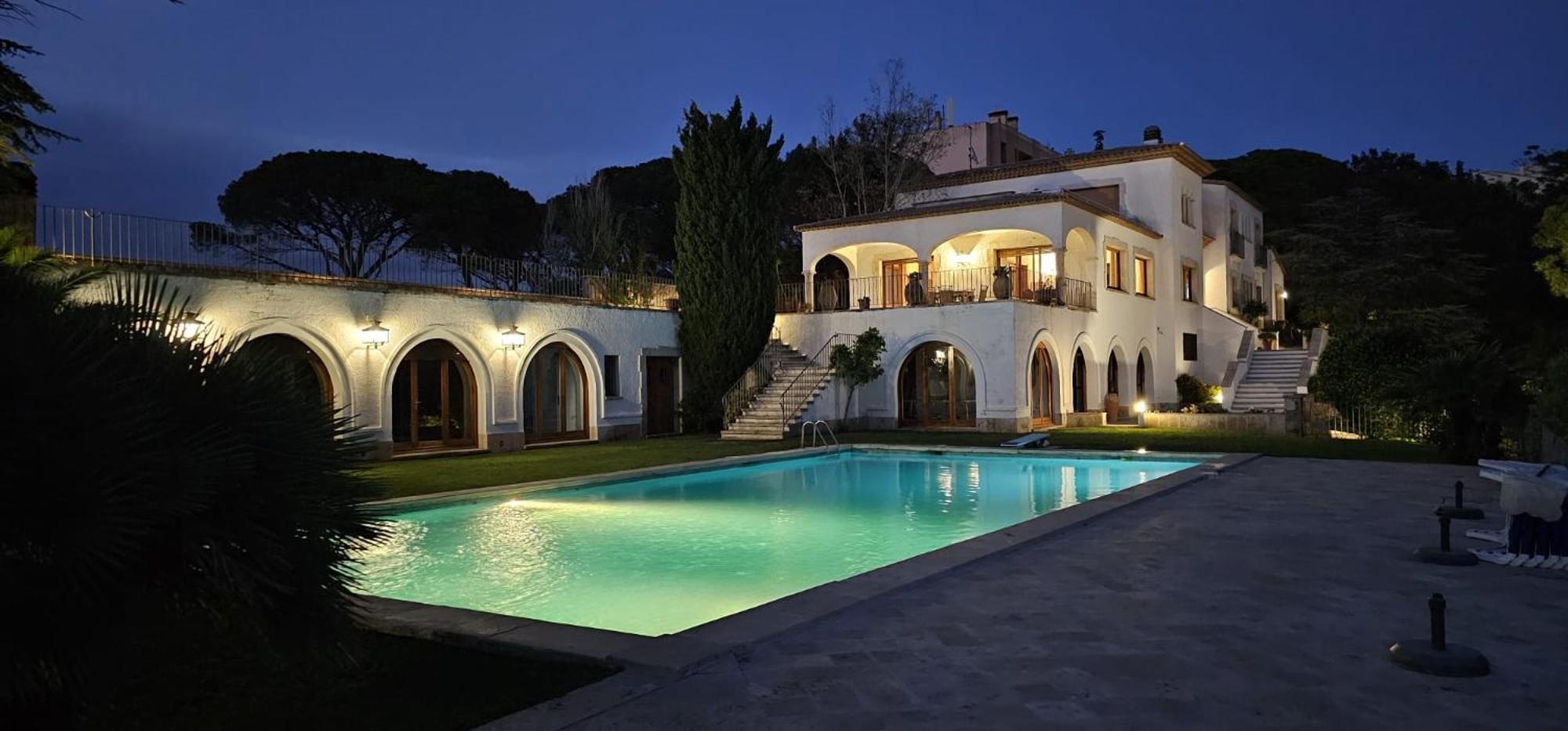 Villa Maricel Sant Feliu de Guíxols Ngoại thất bức ảnh