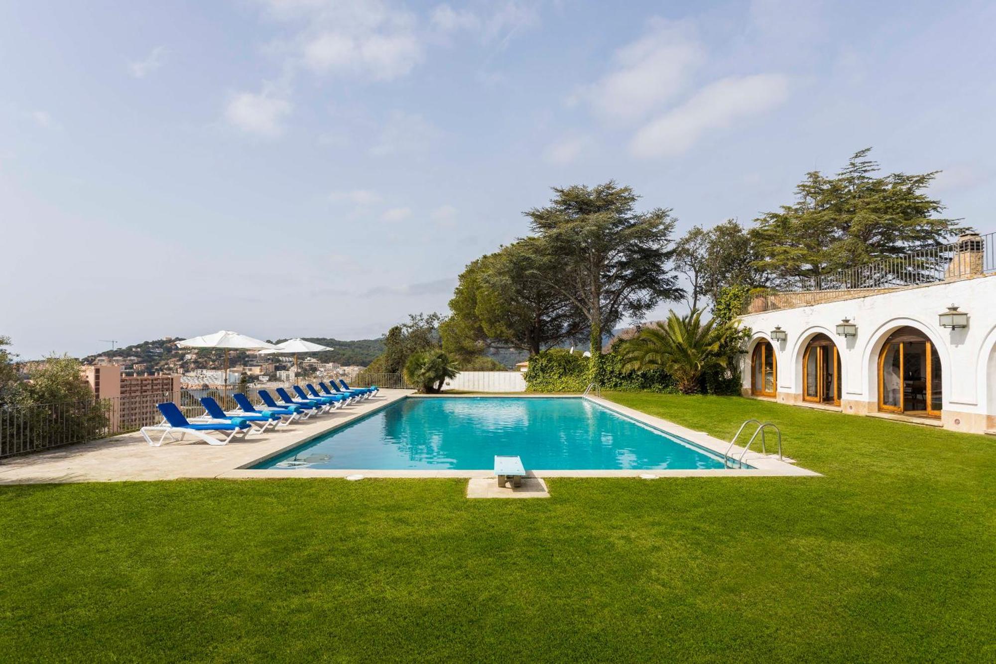 Villa Maricel Sant Feliu de Guíxols Ngoại thất bức ảnh